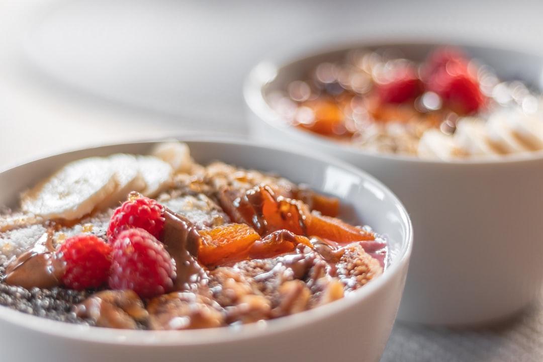 Creamy Steel Cut Oatmeal with Cinnamon & Fruit