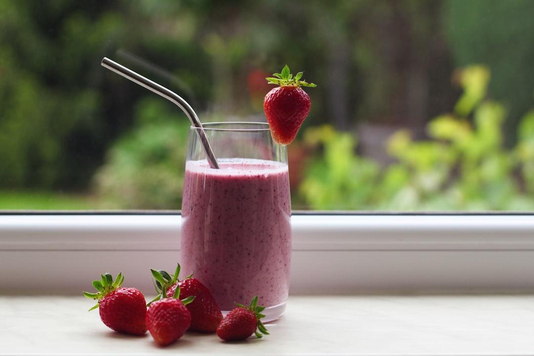 5-Minute Strawberry Banana Smoothie