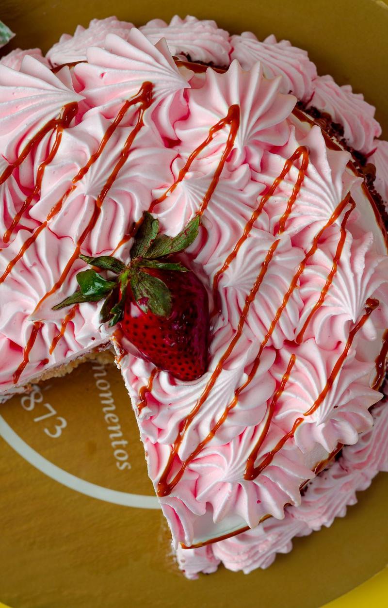 10-Min Strawberry Crunch Cheesecake
