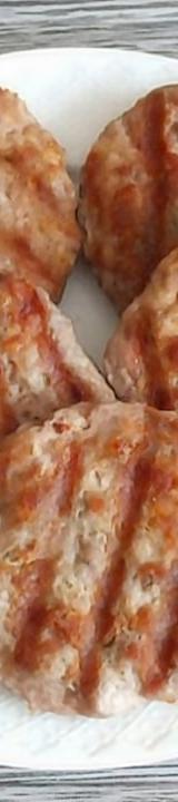 Stuffed Balkan Burger (Pljeskavica)