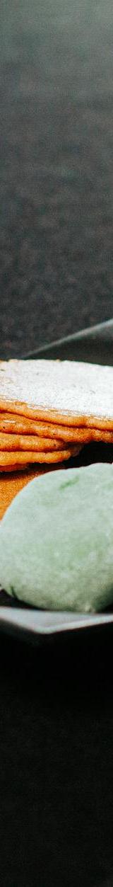 Sweet Mochi & Crispy Rice Crackers
