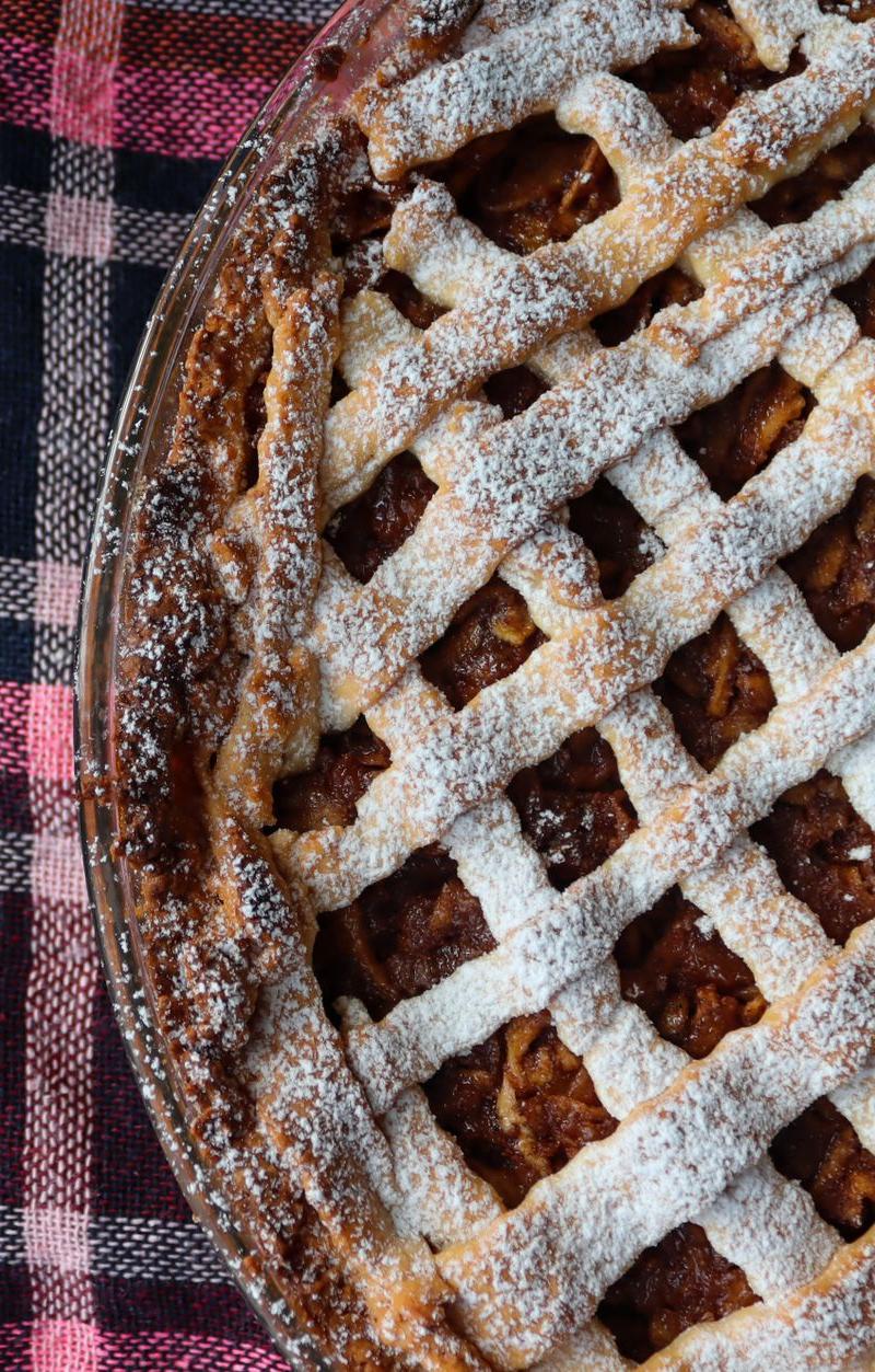 15-Minute Szarlotka Sheet-Pan Apple Cake