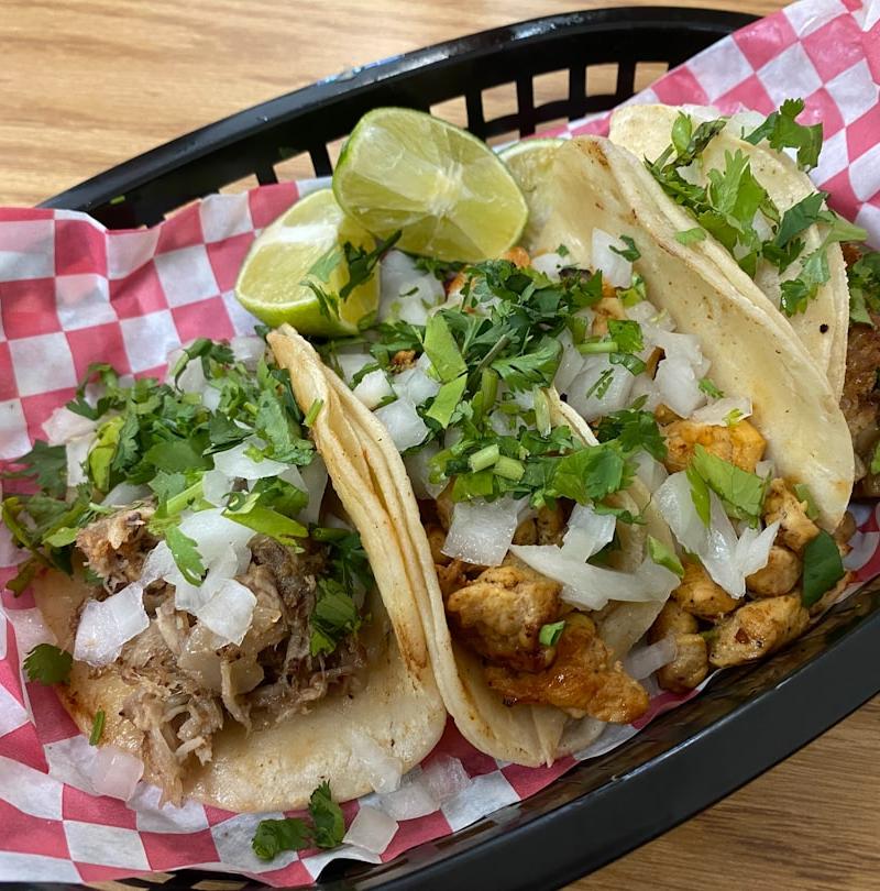 Tacos de Canasta de Chicharrón
