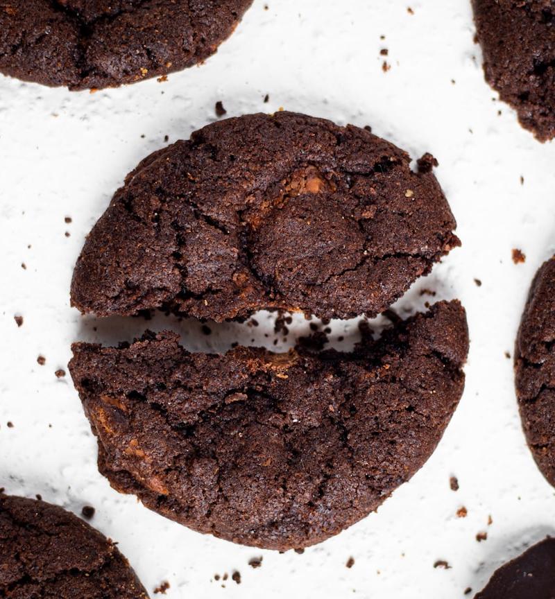Tahini Chocolate Chunk Cookies