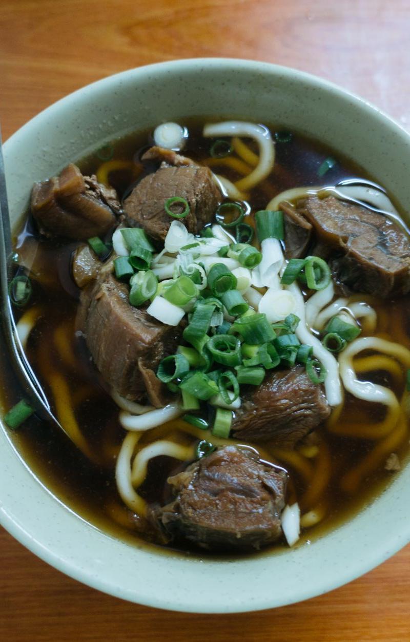 25-Min Taiwanese Beef Noodle Soup