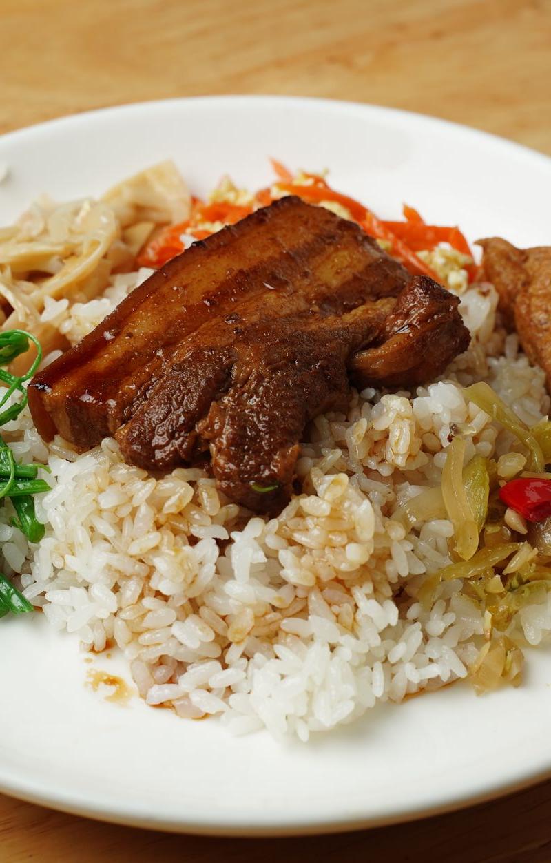 20-Min Taiwanese Braised Pork Rice