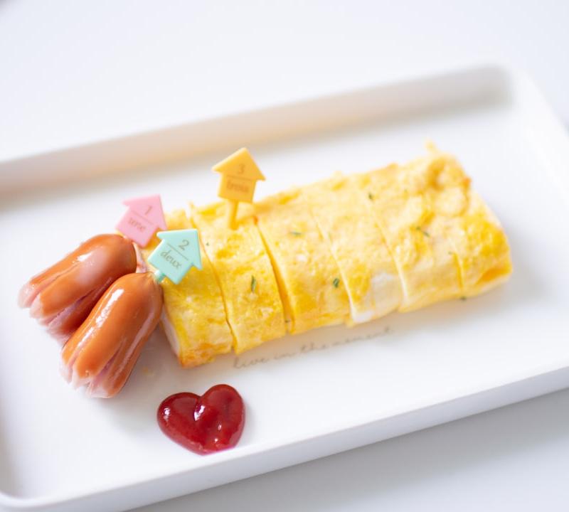 Tamagoyaki with Sausages & Ketchup