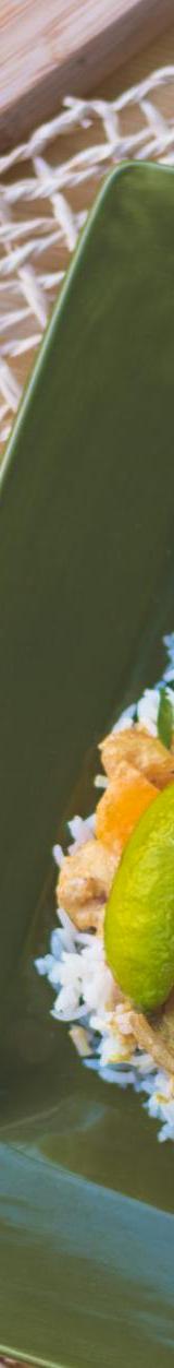 20-Min Thai Green Curry with Tofu & Rice