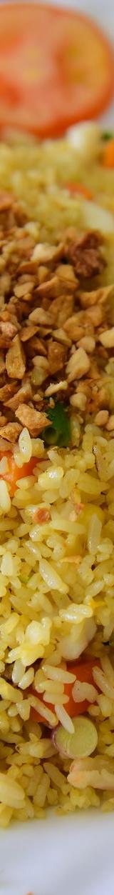 Thai Pineapple Fried Rice with Tomatoes