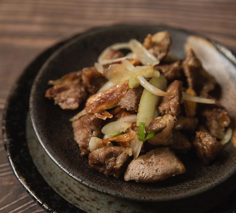 Thai Pork with Garlic and Pepper
