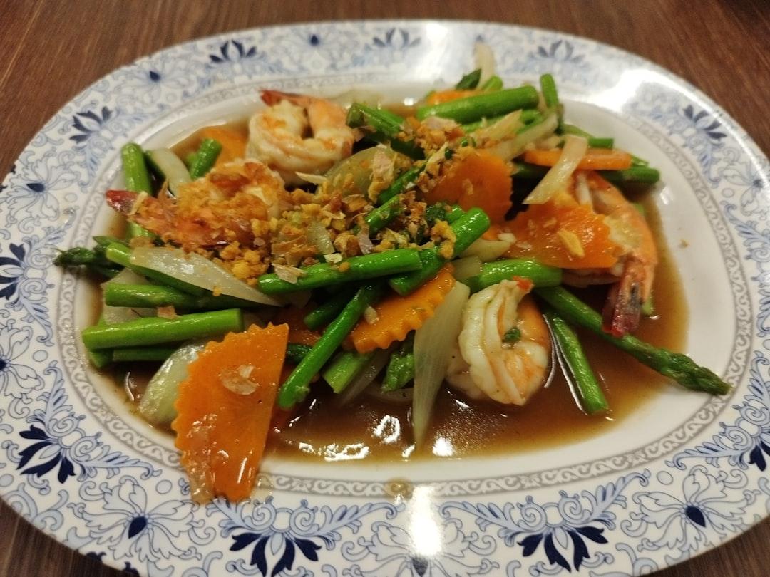 Thai Yam Wun Sen with Shrimp