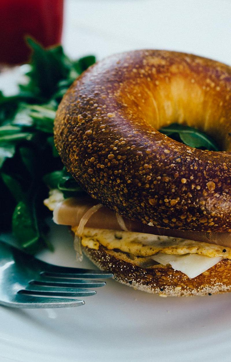 Toasted Bagel with Egg, Avocado & Arugula