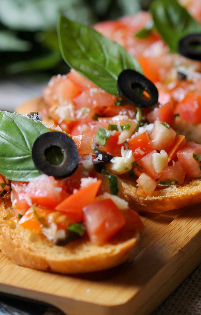 Tomato & Basil Bruschetta