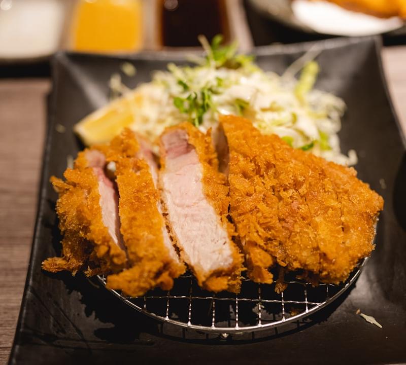 Tonkatsu (Japanese Breaded Pork Cutlet)