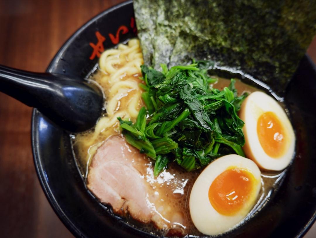 20-Min Tonkotsu-Style Pork Ramen