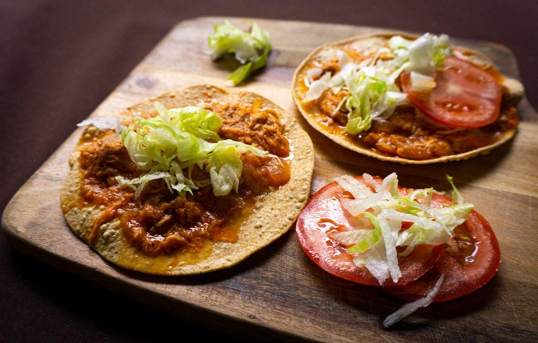 Tostadas de Tinga