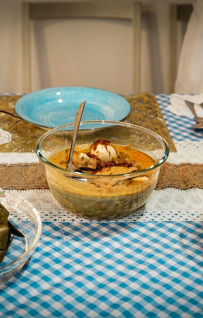 20-Min Turmeric Chicken Soto with Ketupat
