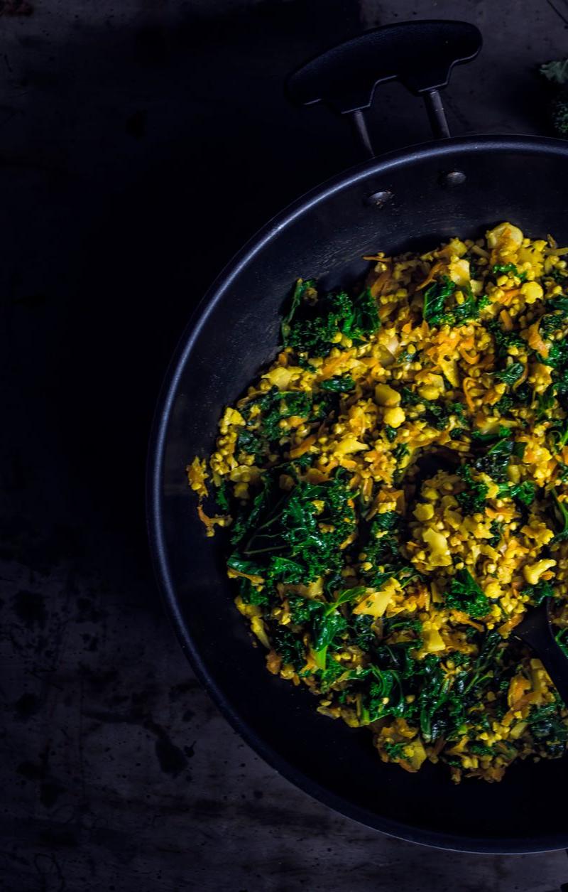 Turmeric Rice & Veggies — One-Pot Tahiri