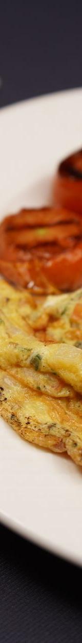 Veggie Egg White Omelette with Tomatoes & Toast