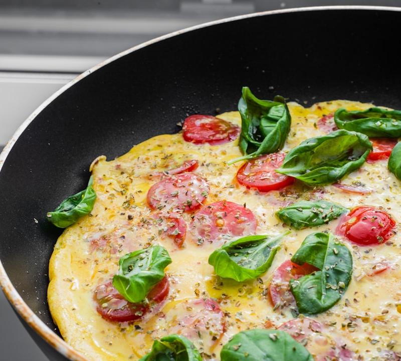 15-Min Veggie Egg White Omelette