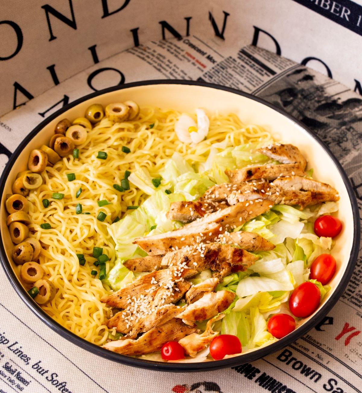 Vietnamese Chicken Noodle Salad