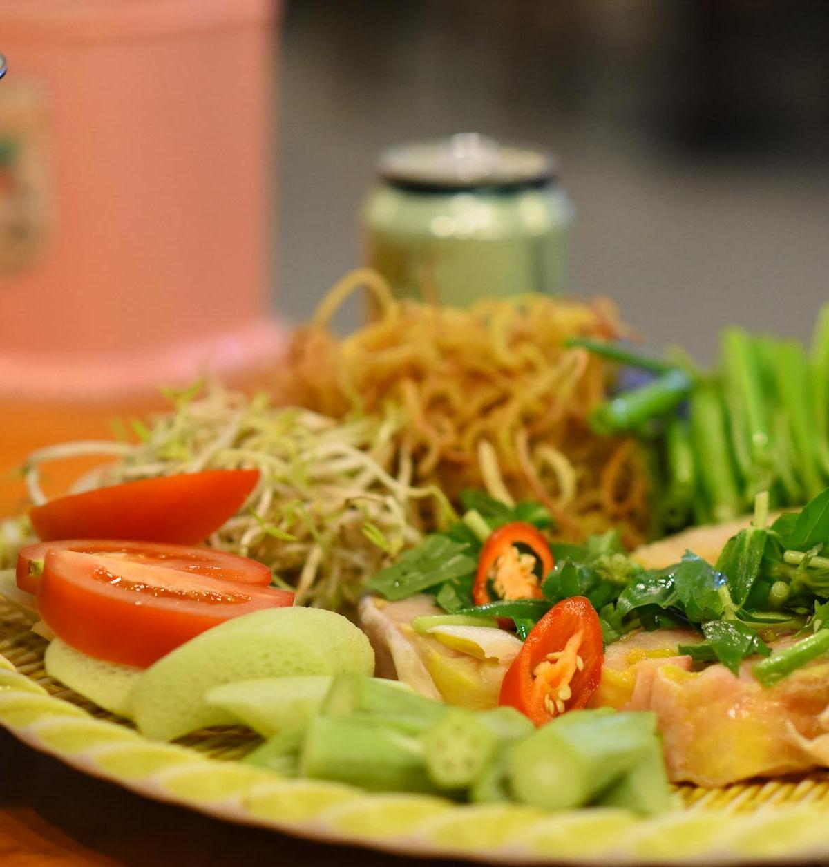 Vietnamese Ginger Chicken Soup