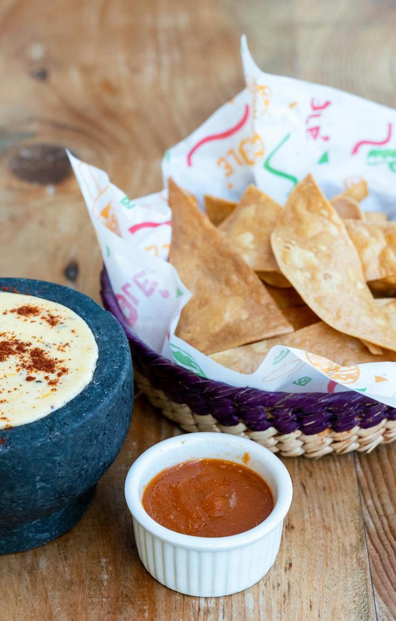 5-Minute White Cheese Dip