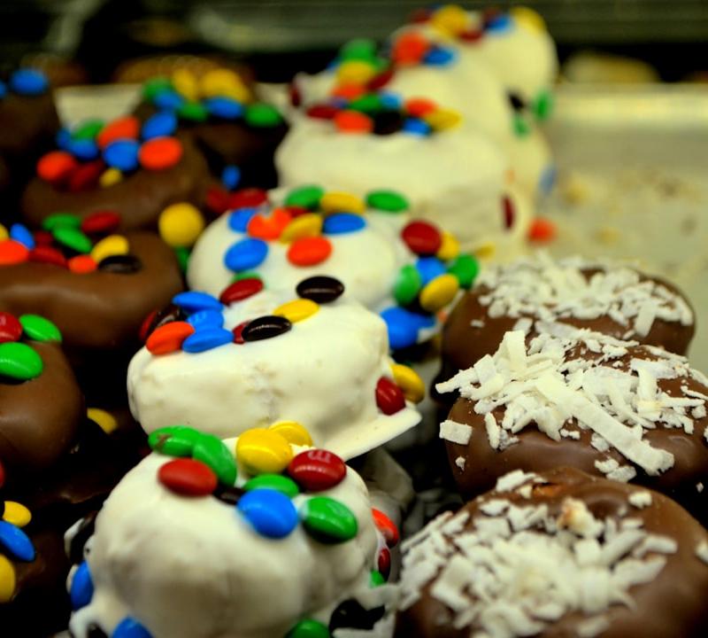 White Chocolate Covered Oreos