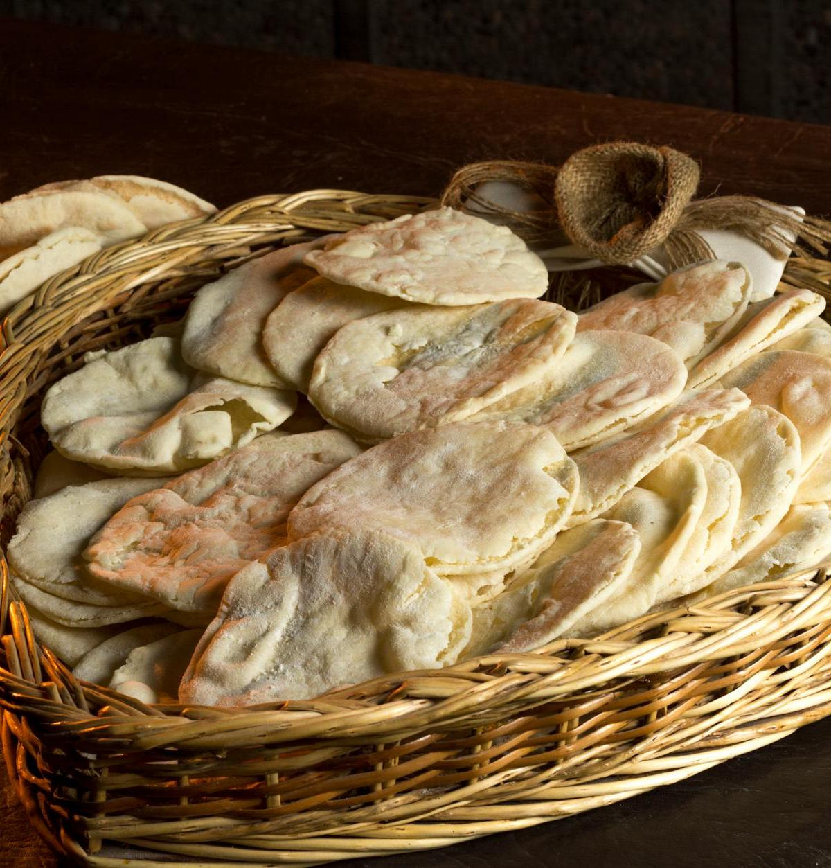 Xinjiang Baked Naan Bread