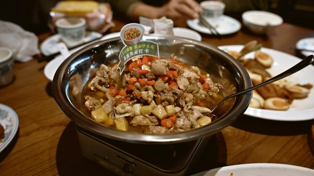 Xinjiang Da Pan Ji (Big Plate Chicken)