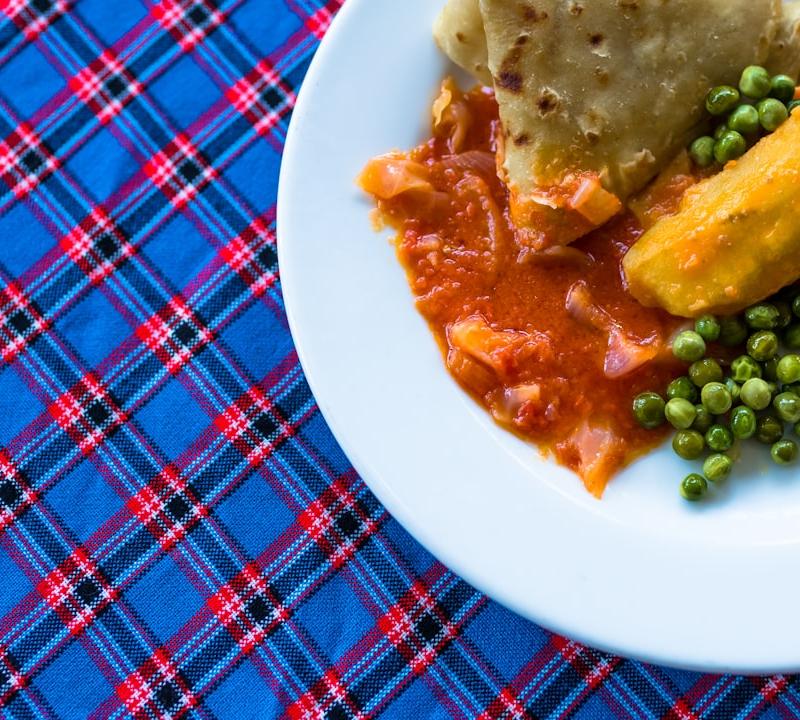 20-Min Yemisir Kik with Eggs & Injera