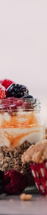 Yogurt Parfait with Berries & Granola