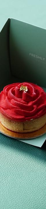 Yunnan Rose Flower Cake
