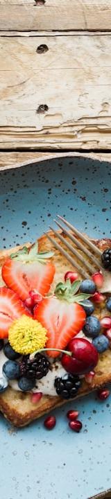 Crispy Berry French Toast