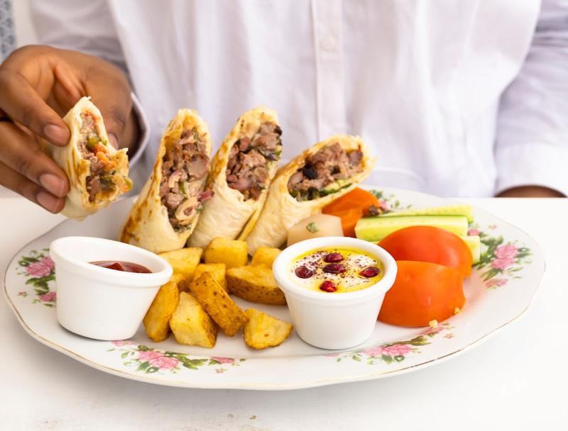 Cheesy Beef Wraps with Pickles