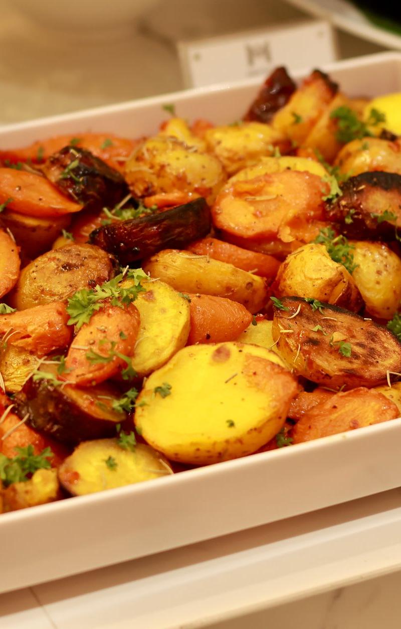 Crispy Sheet Pan Roasted Carrots