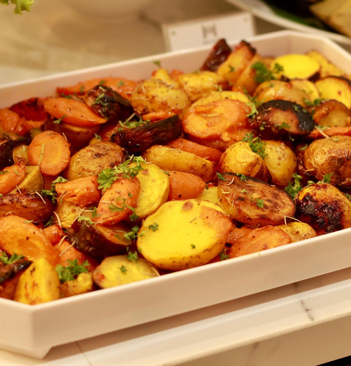Crispy Sheet Pan Roasted Carrots