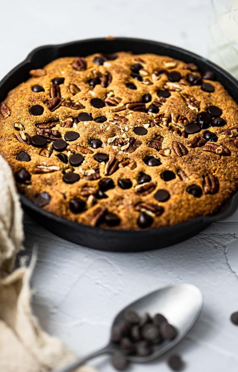 Chocolate Chip Peanut Butter Baked Oats