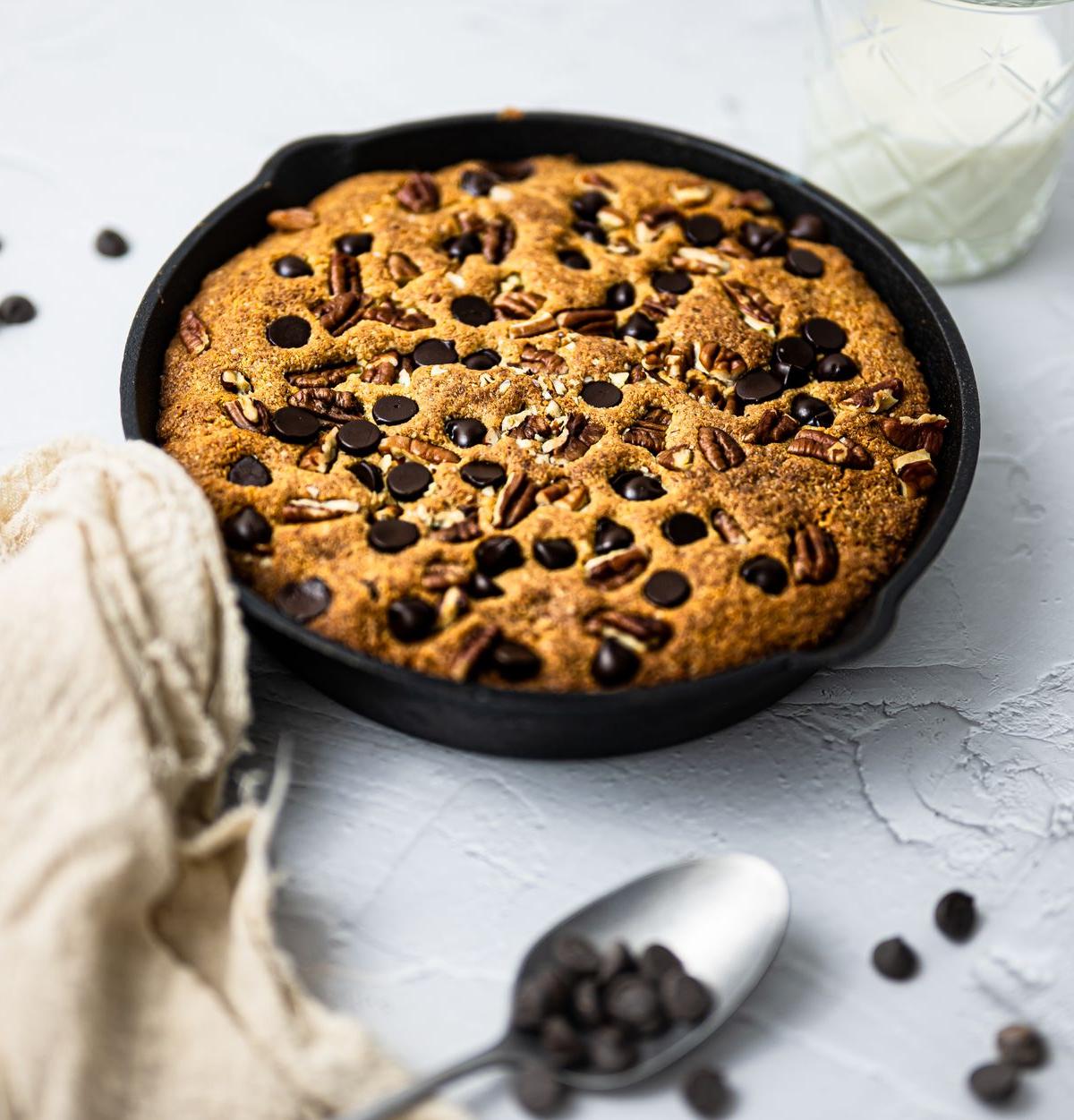 Chocolate Chip Peanut Butter Baked Oats