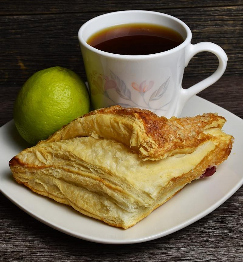 15-Min Baked Apple Turnovers