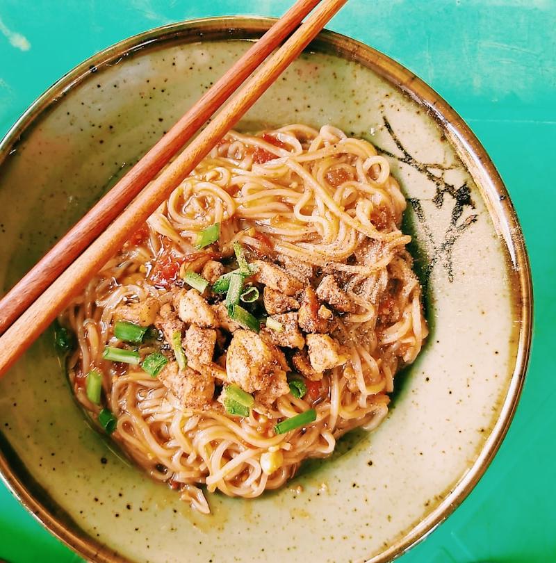10-Min Peanut Butter Ramen