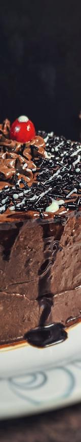 10-Minute Chocolate Icebox Cake