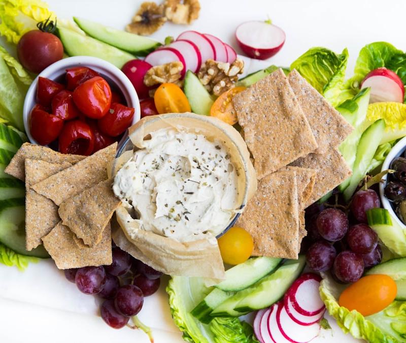 Veggie Board with Hummus