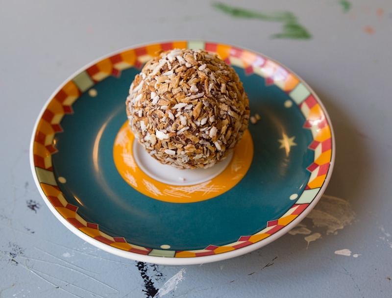5-Min Peanut Butter Oat Energy Balls