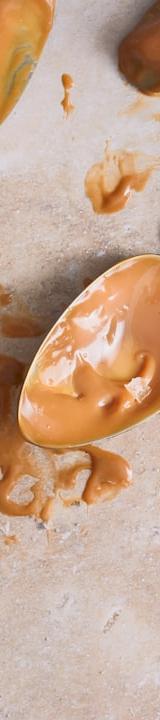 5-Minute Crockpot Caramel Sauce