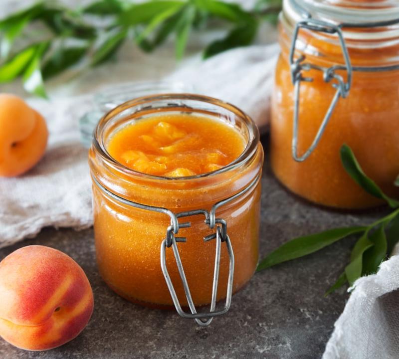 15-Min Stovetop Peach Jam