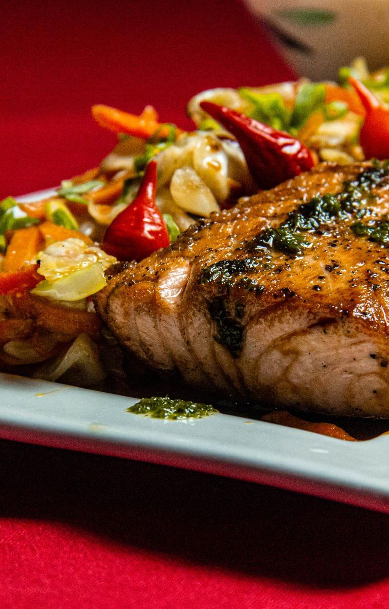 Sweet Chili Salmon with Crispy Veg