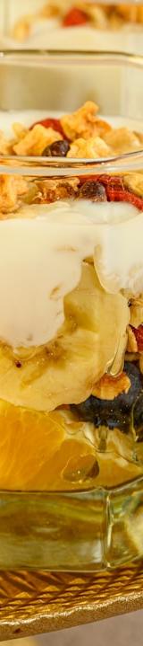 5-Minute Mango Yogurt Parfait