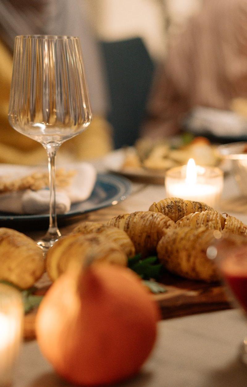 Crispy Garlic Parmesan Hasselback Potatoes
