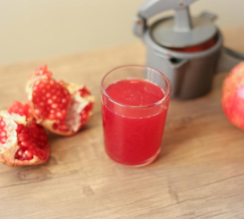 Pomegranate Spritzer
